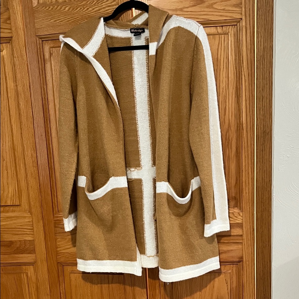 Charter Club Tan and White Cardigan